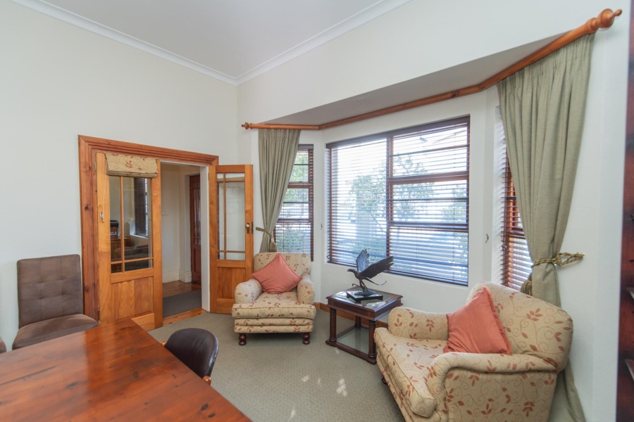 Commercial Property for Sale in Richmond Hill Eastern Cape